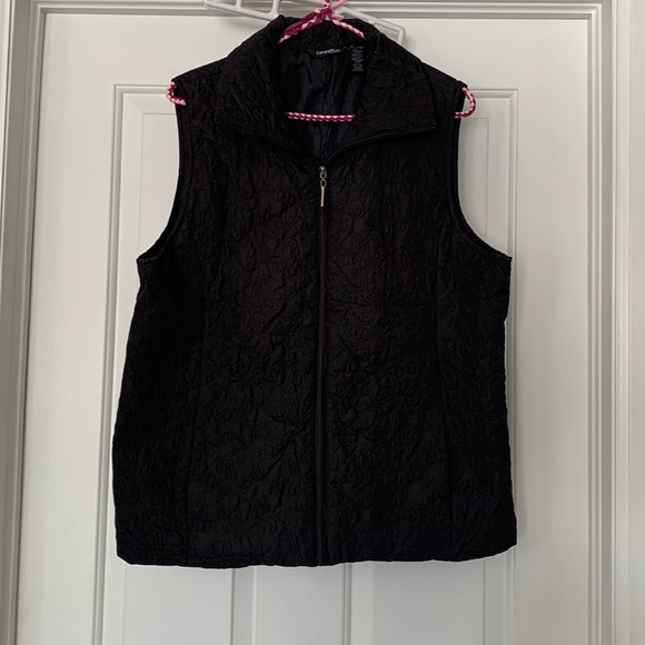 Quilted vest - Picture 1 of 7